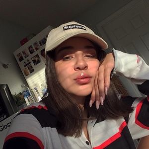 Meet your Posher, Naty